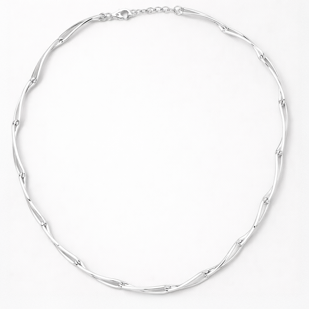 Silver Polished Open Link Collar on a white background