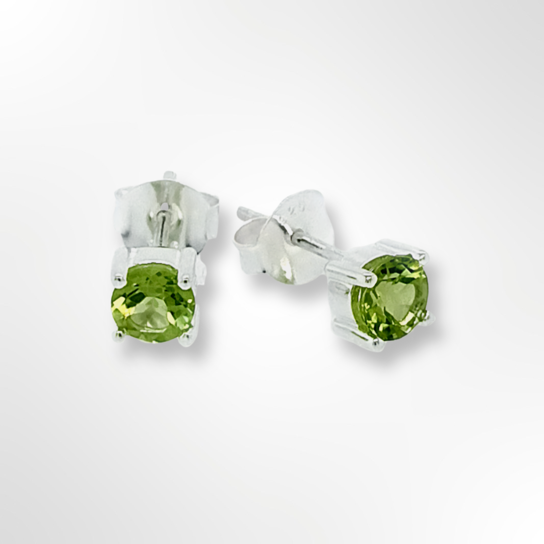 Silver Round Peridot 4 Claws Set Stud Earrings