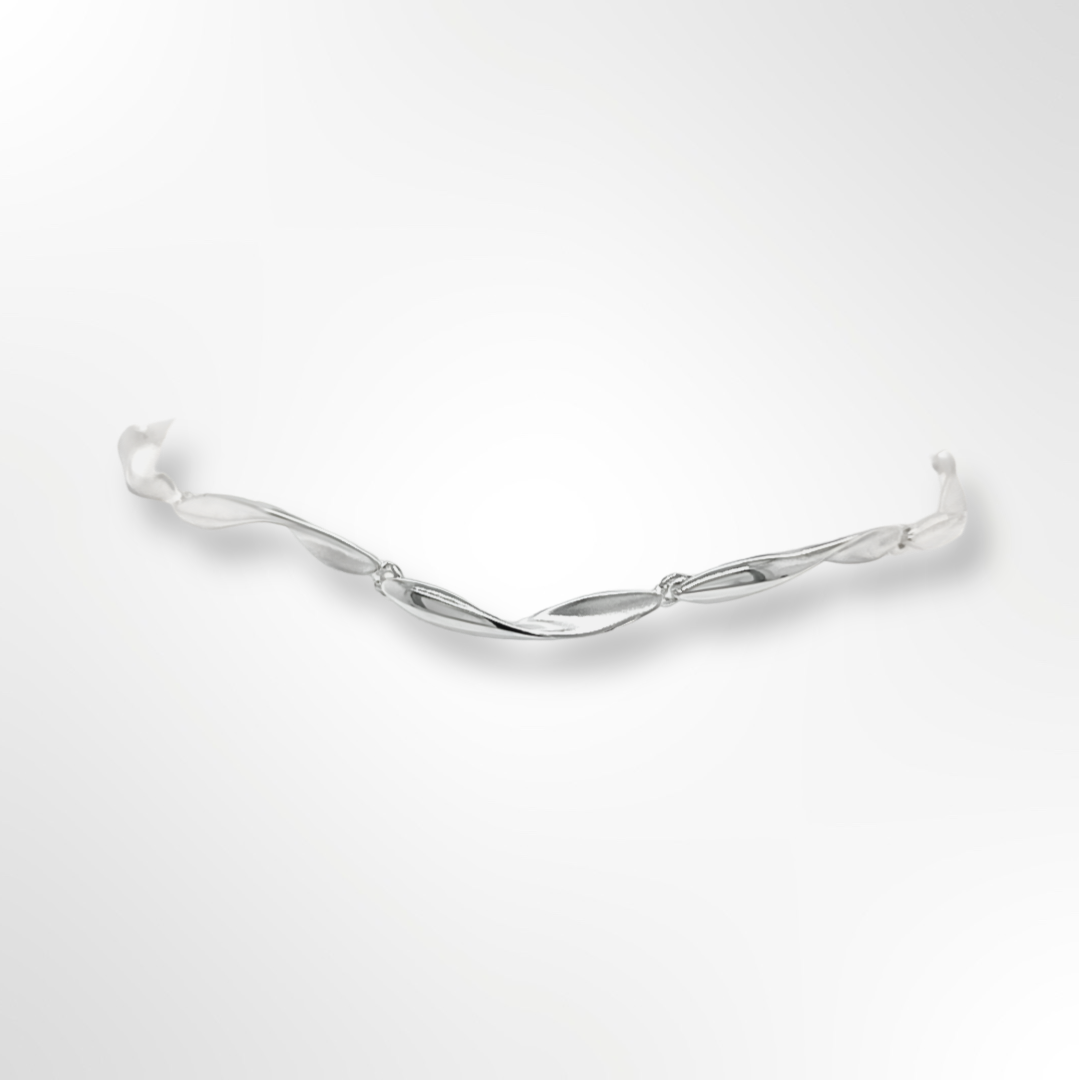 Sterling Silver Satin and Polished Twisted Link  Bracelet